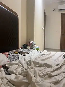 Randomrahulpillu online show from November 13, 11:20 am