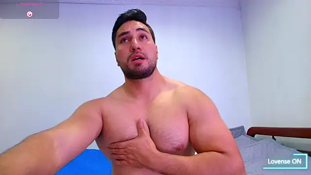 Snapshot of Kal_El_8 chatting on January 31, 11:47 pm Kal El 8 online show from January 31, 11:47 pm