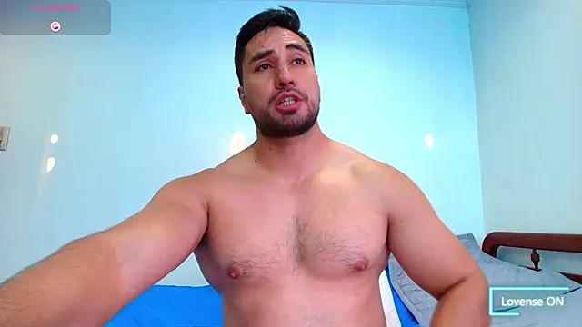 Snapshot of Kal_El_8 chatting on February 9, 10:25 pm Kal El 8 online show from February 9, 10:25 pm