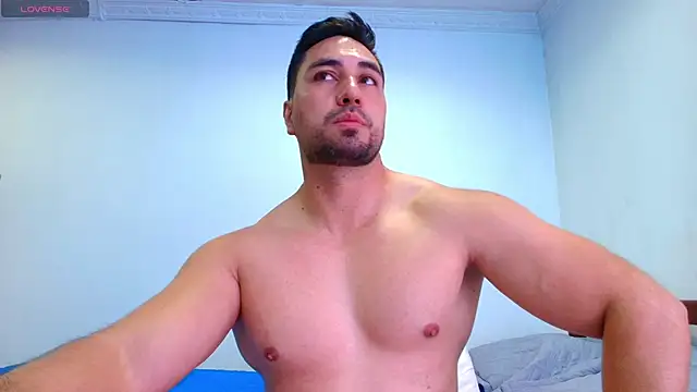 Snapshot of Kal_El_8 chatting on February 21, 10:22 pm Kal El 8 online show from February 21, 10:22 pm