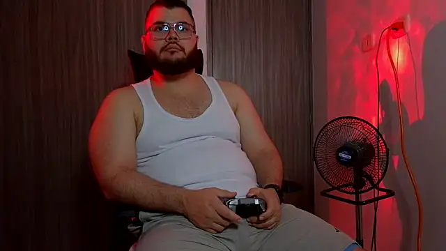 Edmund98 online show from February 28, 4:13 am