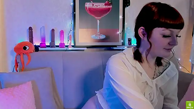 Ashley Nicks online show from March 30, 2:01 am