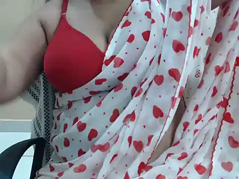 Snapshot of Surjeet_Kaur chatting on May 4, 1:34 am Surjeet Kaur online show from May 4, 1:34 am