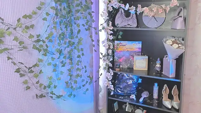 MelissaMillton online show from March 6, 5:03 am