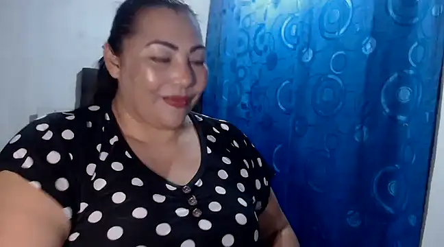 Snapshot of dihayara chatting on December 27, 10:59 pm dihayara online show from December 27, 10:59 pm