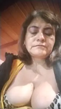 Snapshot of BiancaSteel chatting on July 8, 3:22 am BiancaSteel online show from July 8, 3:22 am