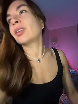 Snapshot of Mary_Kiitty chatting on May 2, 4:12 pm Mary Kiitty online show from May 2, 4:12 pm