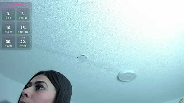 Snapshot of Cristal_Velle chatting on June 17, 1:01 pm Cristal Velle online show from June 17, 1:01 pm
