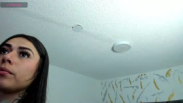 Snapshot of Cristal_Velle chatting on June 18, 1:04 pm Cristal Velle online show from June 18, 1:04 pm