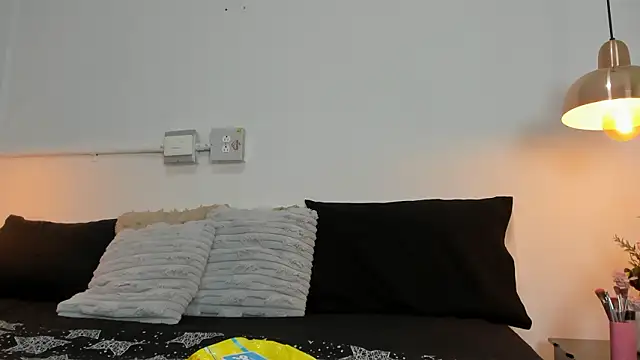 Liz ortega30 online show from March 25, 12:00 pm