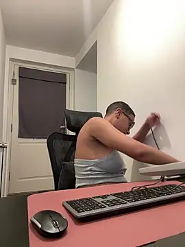 Melia Rayne online show from April 15, 9:16 am