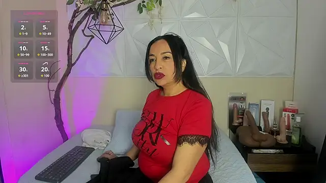 Chanel milff  online show from April 16, 12:50 pm