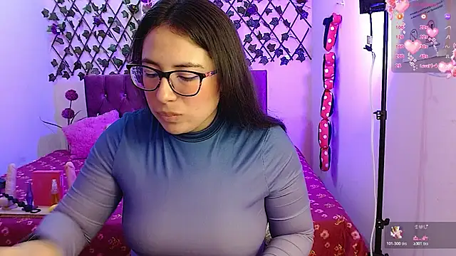 Anny  cute online show from February 11, 8:03 pm