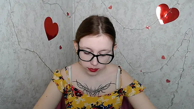 Snapshot of _MiraGold_ chatting on March 7, 7:19 am MiraGold online show from March 7, 7:19 am