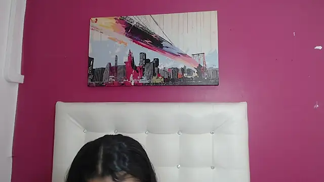 Snapshot of tiny_sarah1 chatting on March 19, 9:05 pm tiny sarah1 online show from March 19, 9:05 pm