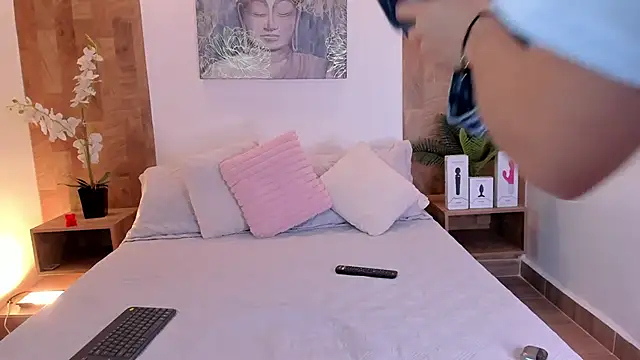 isabella winkler online show from January 17, 2:11 pm