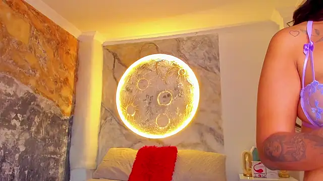 SarahLynn7 online show from March 11, 9:04 pm