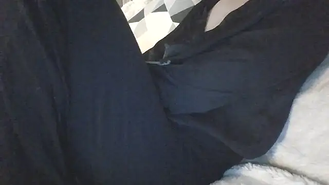 Valentinette online show from February 3, 8:14 pm