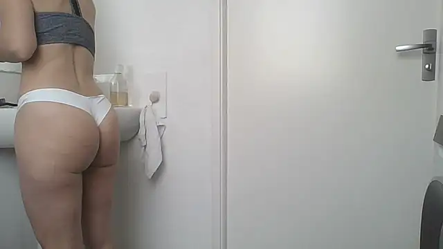 Valentinette online show from April 13, 9:48 am