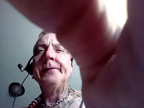 BADCOMPANY123 online show from September 10, 4:51 pm