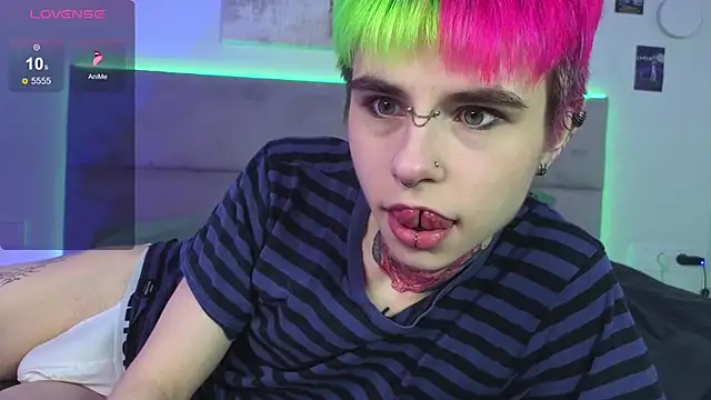 Alex Vallley online show from October 30, 11:05 pm