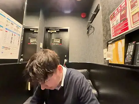 waka3232 online show from March 25, 11:05 am