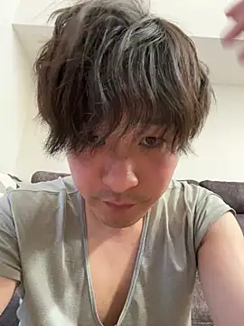 waka3232 online show from May 19, 9:37 am