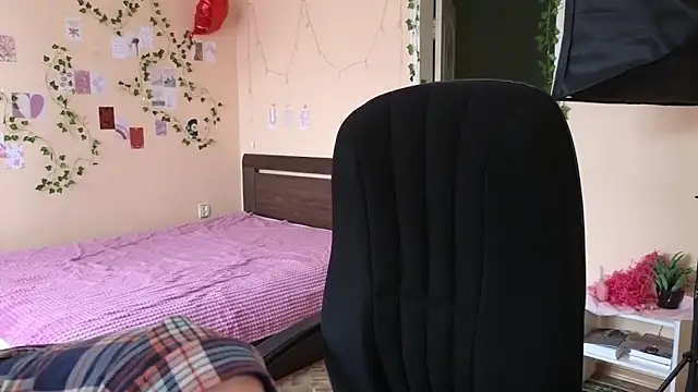 Wane Witch online show from April 19, 8:46 am