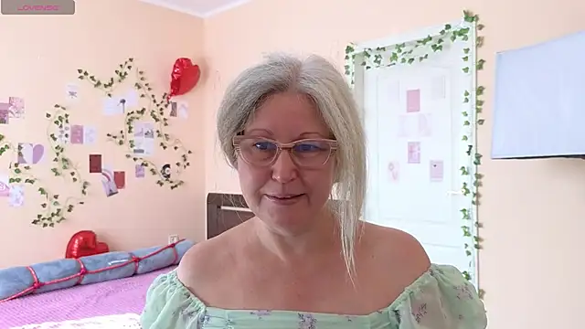 Snapshot of Wane_Witch chatting on June 14, 4:58 am Wane Witch online show from June 14, 4:58 am