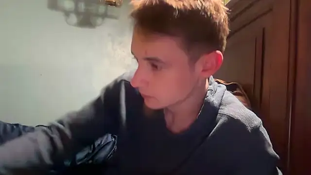 Ilovepussy1911 online show from April 5, 1:36 am