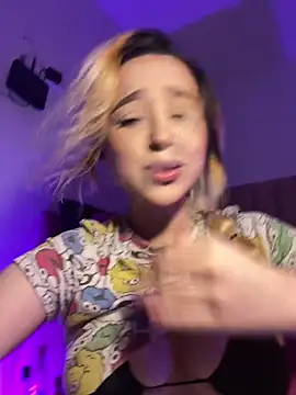 Snapshot of Amorkiss_ chatting on February 26, 3:49 am Amorkiss online show from February 26, 3:49 am