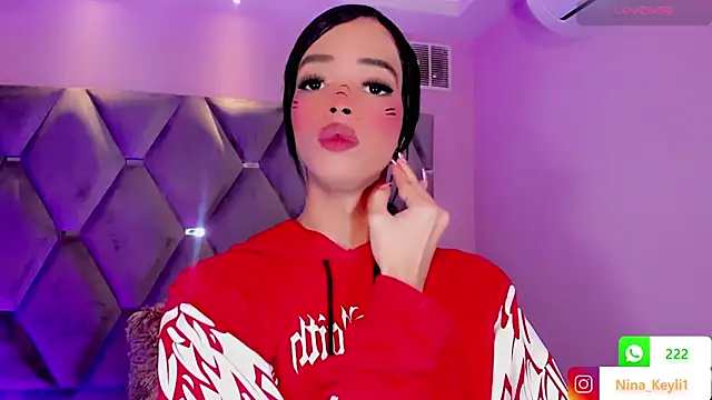 Snapshot of Nina_Keyli chatting on November 6, 7:26 pm Nina Keyli online show from November 6, 7:26 pm