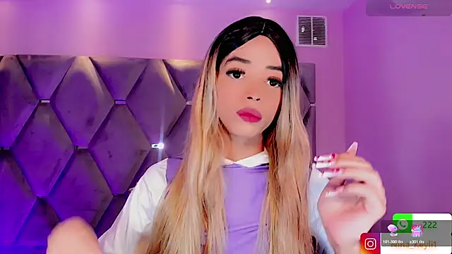 Snapshot of Nina_Keyli chatting on November 9, 7:45 pm Nina Keyli online show from November 9, 7:45 pm