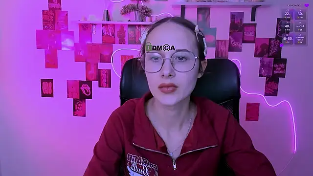 mona cloud online show from March 13, 9:10 pm