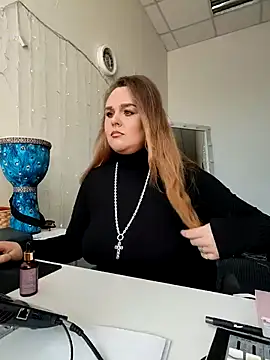 Juicy PeachLux online show from March 22, 5:44 am