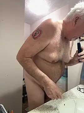 superbearboss online show from December 22, 11:35 pm