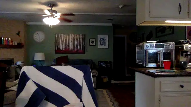 superbearboss online show from January 8, 5:26 pm