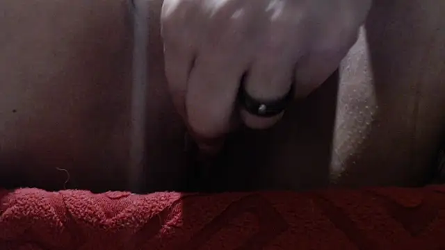 AnoukCavin online show from April 7, 9:48 pm