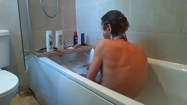 Grower and shower online show from May 4, 6:37 pm