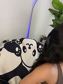  Emily Thompson  online show from July 17, 12:28 am