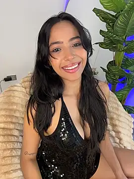  Emily Thompson  online show from July 20, 2:59 am