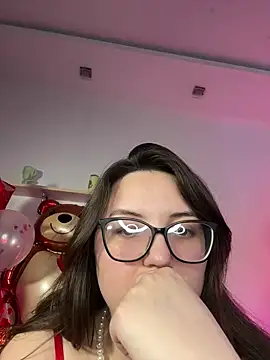 MiraLuccian online show from February 14, 8:49 pm