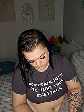 Saucy-Serenity online show from April 8, 9:37 pm