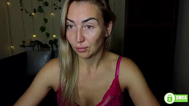 Kiss julli88I online show from September 19, 5:24 pm