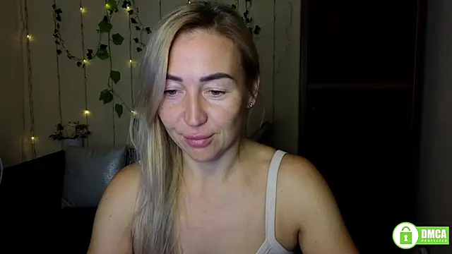 Kiss julli88I online show from October 5, 5:22 pm