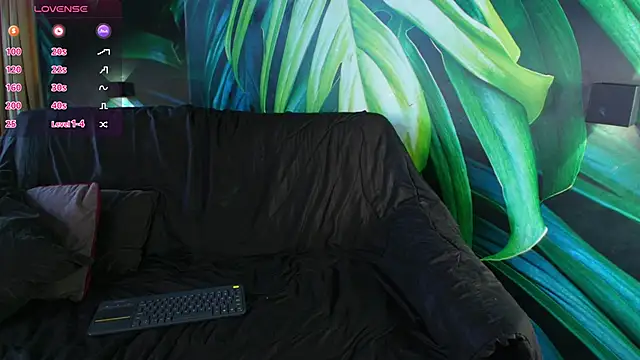 LukeCrews online show from October 10, 6:51 pm