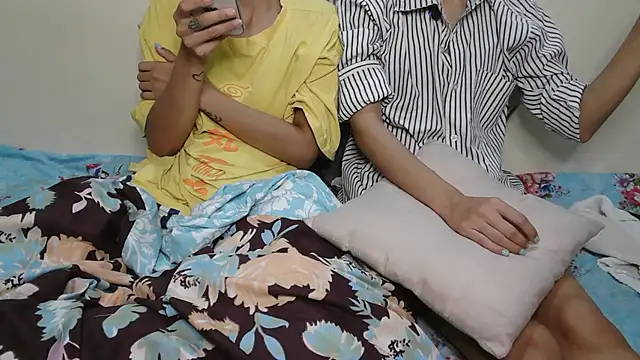 Snapshot of NaughtyThrouple007 chatting on November 1, 5:48 pm NaughtyThrouple007 online show from November 1, 5:48 pm