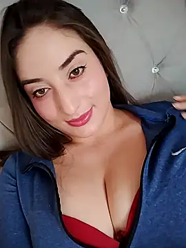 KARINA FLOWER  online show from October 19, 10:10 pm