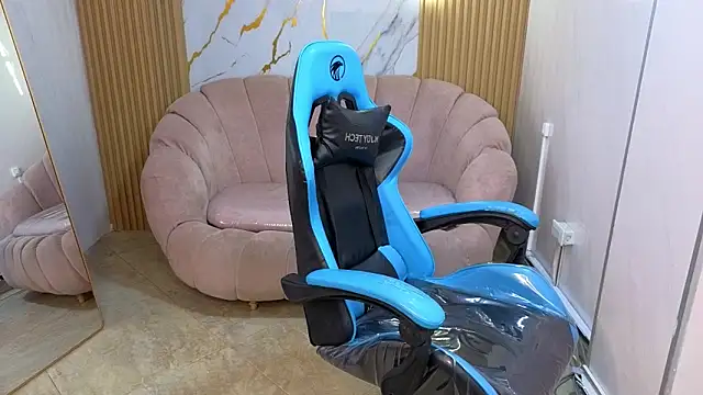  wendy b online show from January 11, 3:11 am