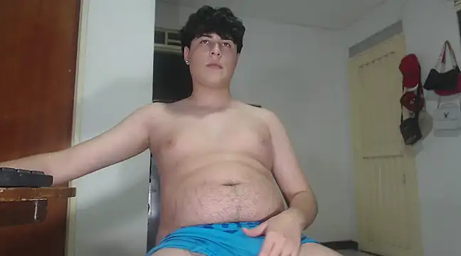 CrissConor online show from March 22, 1:00 am